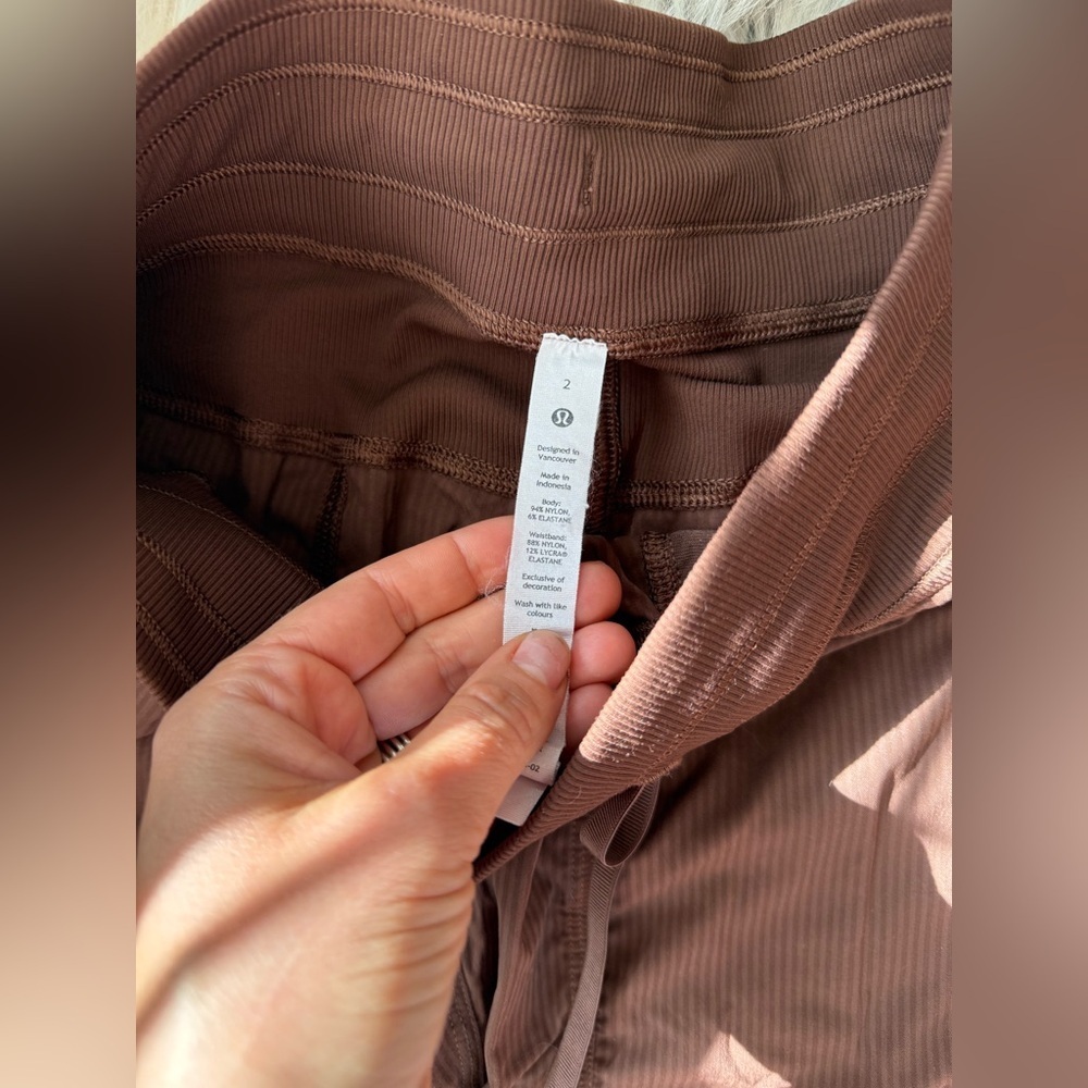 Lululemon Dance Studio Mid-Rise Pants Brown Size 2 - Picture 5 of 13